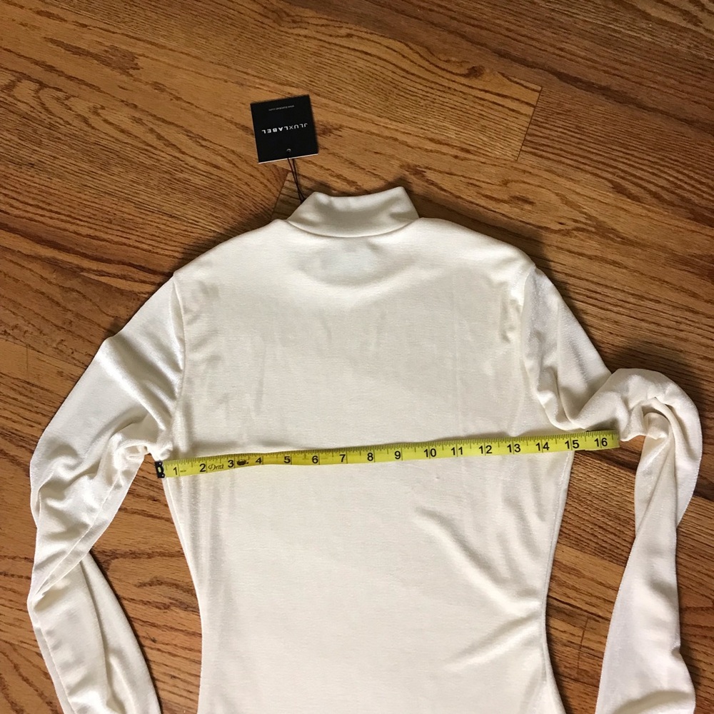JLux Label Cream Long Sleeve Dress NWT - Picture 6 of 7
